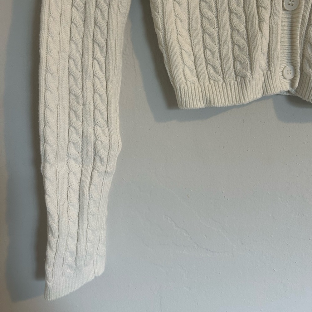 BP Cropped Cardigan - Picture 3 of 5